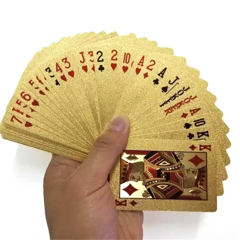Thẻ chơi mạ vàng