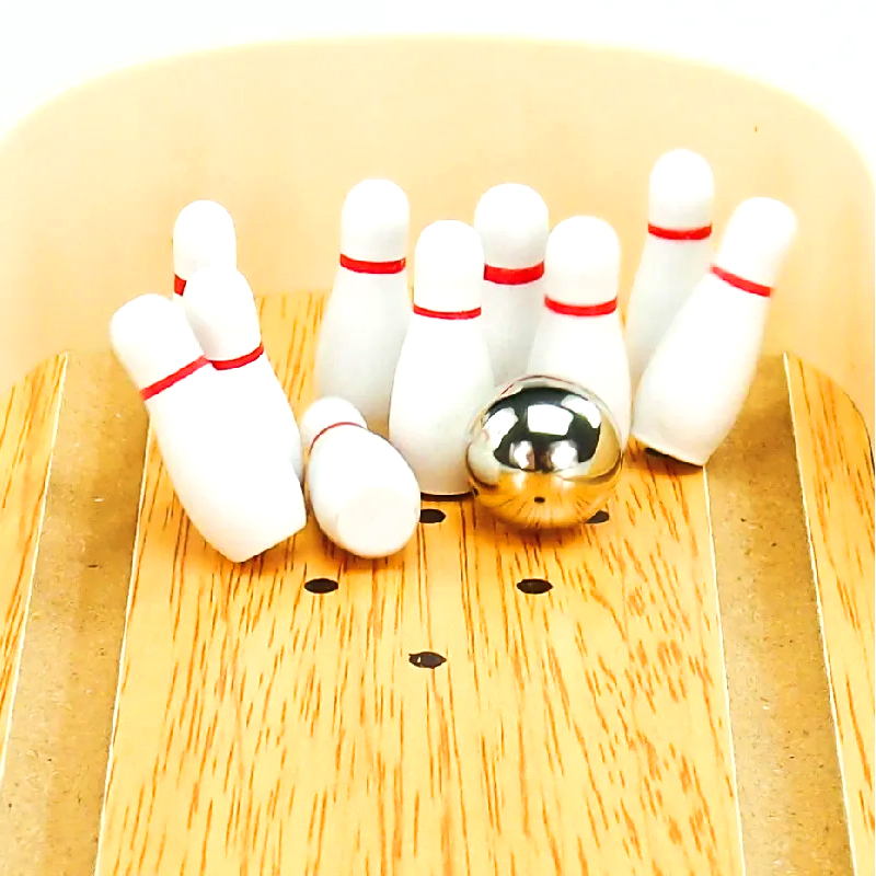 Bộ gỗ nhỏ gọn với bi thép và ghim trò chơi bowling mini để bàn