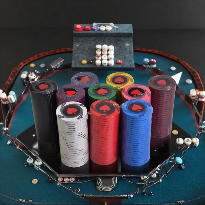 Chip Poker bằng gốm tùy chỉnh - Chất lượng cao cấp cho trải nghiệm sòng bạc đích thực