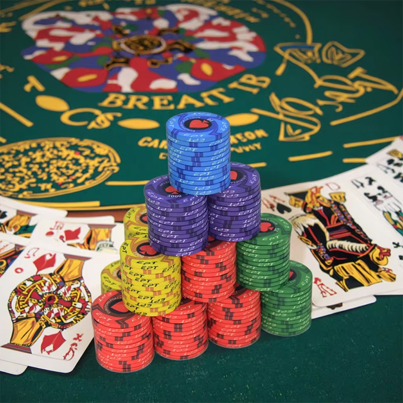 Chip Poker bằng gốm tùy chỉnh - Chất lượng cao cấp cho trải nghiệm sòng bạc đích thực